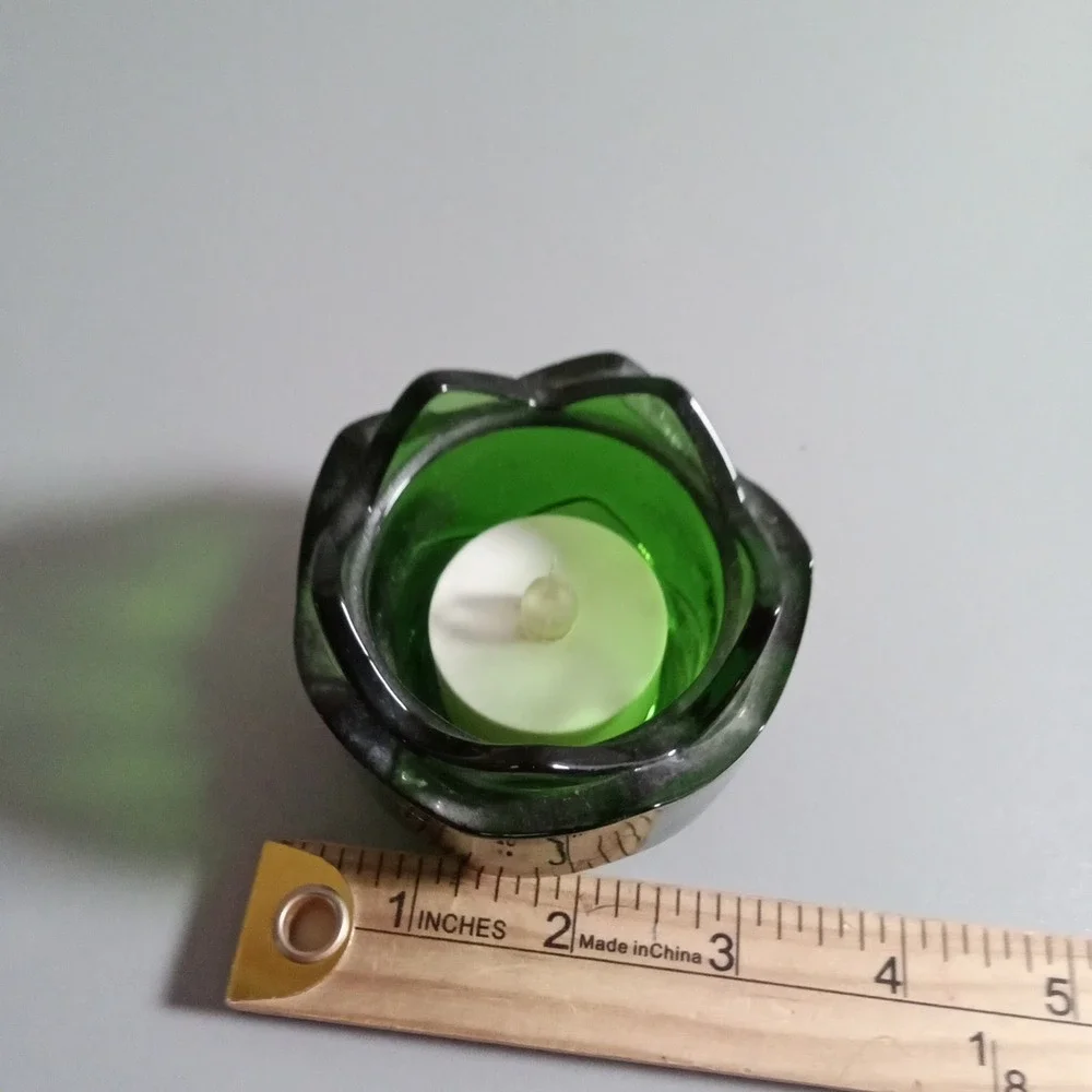 Avon Vintage Green Glass Lotus Flower Tea Light Votive Candle Holder 3 inch
